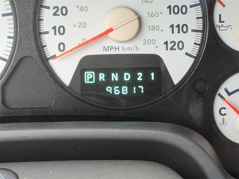 Used 2007 Dodge Ram 1500 Truck SLT image 15