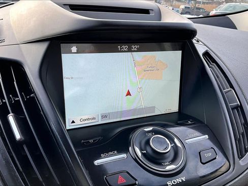 Used 2018 Ford Escape Titanium w/ Ford Safe & Smart Package image 35