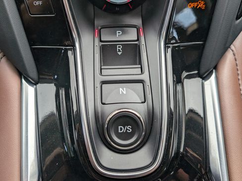 Used 2025 Acura RDX w/ Technology Package AWD/4WD image 32