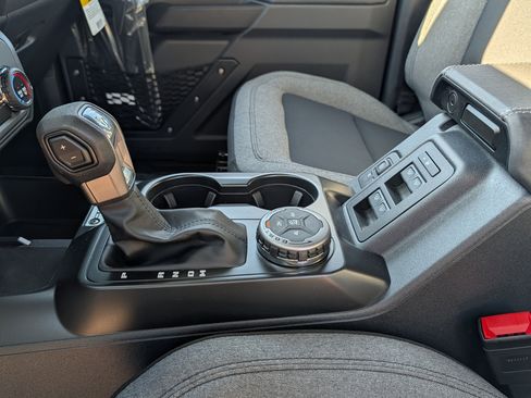 New 2025 Ford Bronco Base image 9