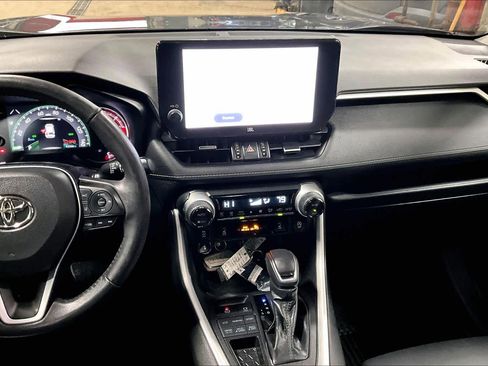 Certified 2023 Toyota RAV4 XLE Premium image 7