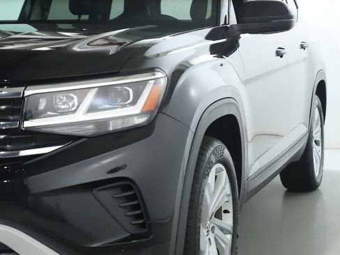 Used 2021 Volkswagen Atlas SE w/ Panoramic Sunroof Package AWD/4WD image 4