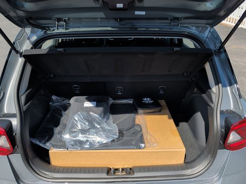 New 2026 Hyundai Venue SEL FWD image 15