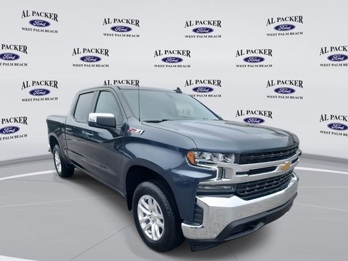 Used 2021 Chevrolet Silverado 1500 LT w/ Z71 Off-Road Package image 7