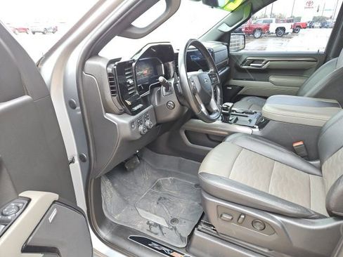 Used 2023 Chevrolet Silverado 1500 ZR2 w/ Technology Package image 14