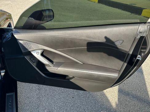 Used 2019 Chevrolet Corvette Stingray Coupe w/ 1LT image 20