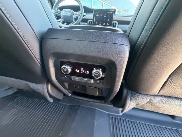 New 2027 GMC Acadia Denali Ultimate w/ LPO, Floor Liner Package AWD/4WD image 19