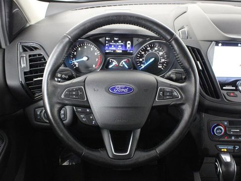 Used 2019 Ford Escape Titanium image 25