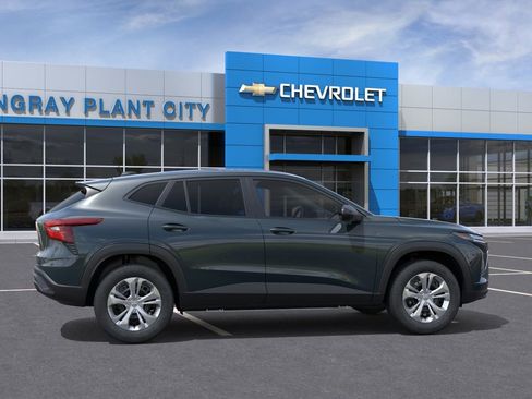 New 2026 Chevrolet Trax LS FWD image 5