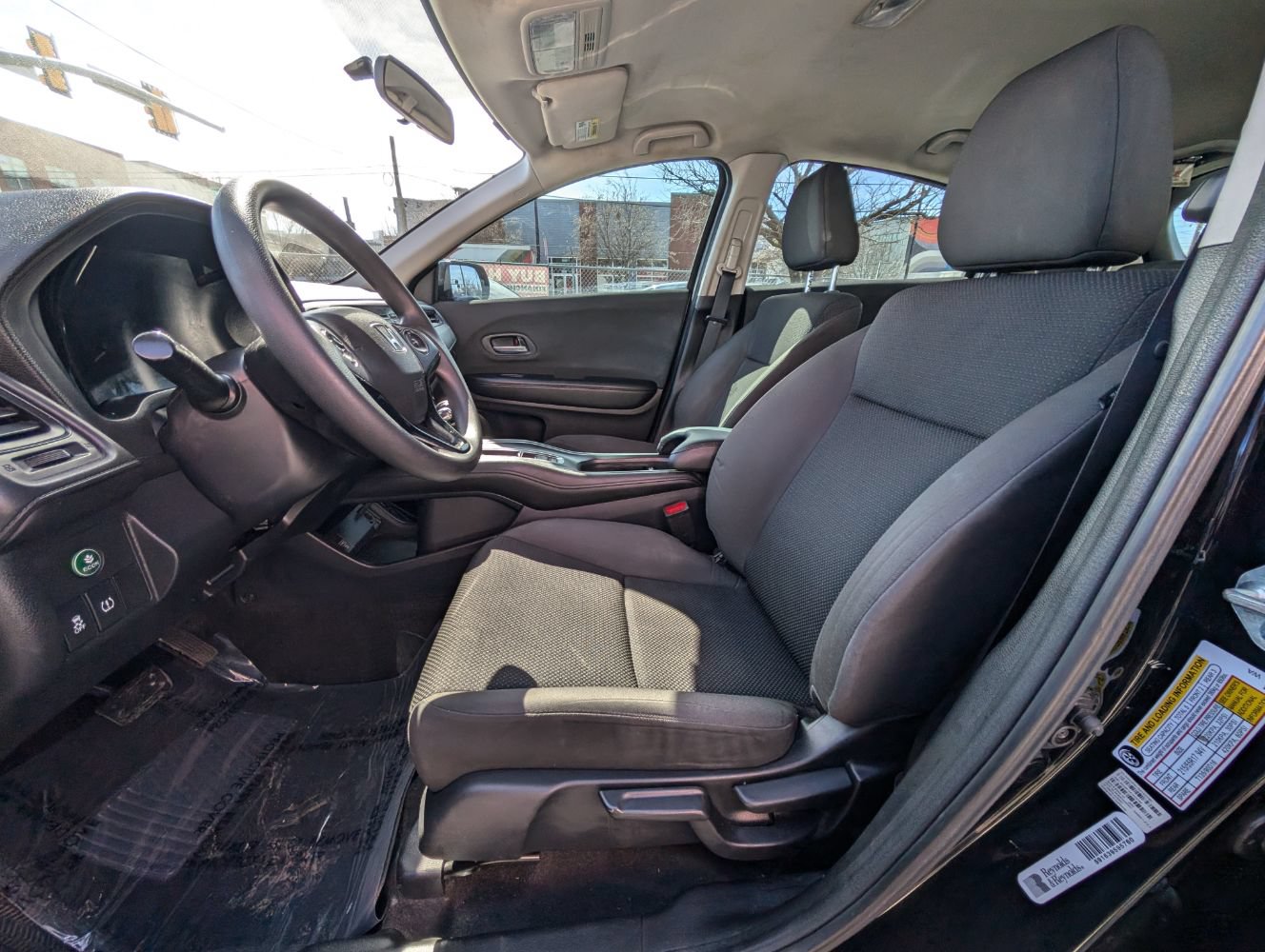 Used 2022 Honda HR-V LX image 15