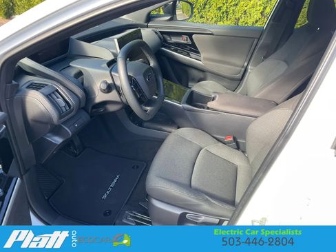 Used 2025 Subaru Solterra AWD/4WD image 18