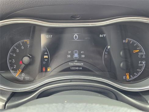 Used 2018 Jeep Grand Cherokee Limited w/ Trailer Tow Group IV RWD image 15