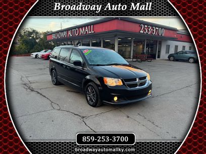 Used 2017 Dodge Grand Caravan SXT
