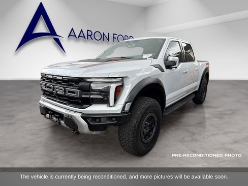 Used 2025 Ford F150 Raptor AWD/4WD image 2