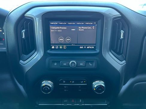 Used 2022 GMC Sierra 2500 Pro w/ Convenience Package AWD/4WD image 17