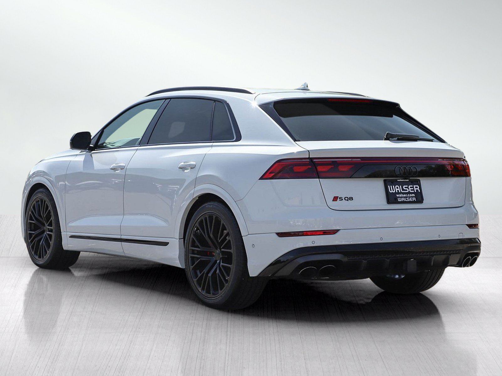 Used 2026 Audi SQ8 Prestige AWD/4WD image 3