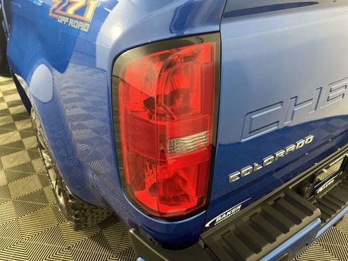 Used 2022 Chevrolet Colorado Z71 AWD/4WD image 33
