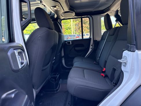Used 2021 Jeep Wrangler Unlimited Sport AWD/4WD image 21