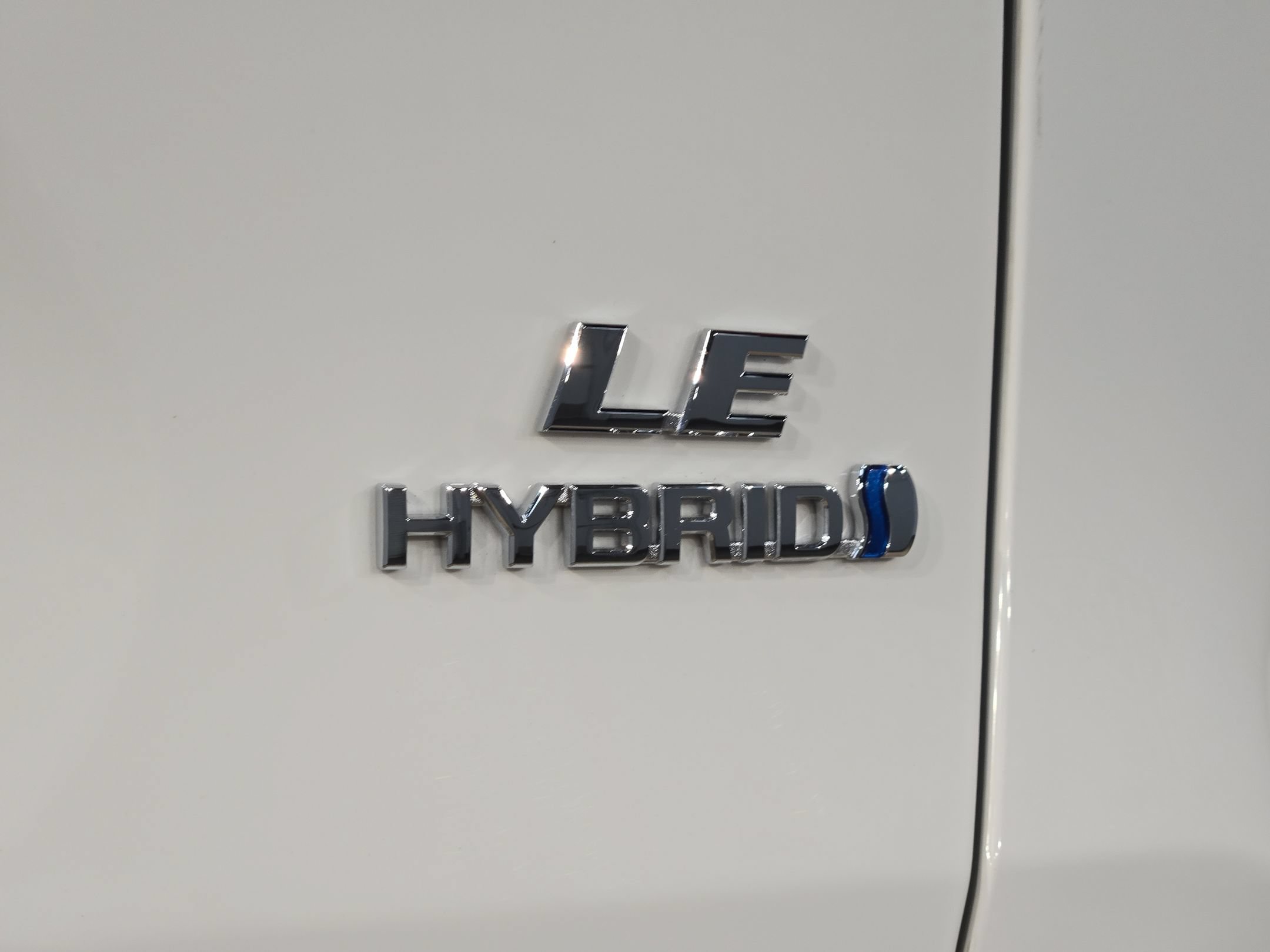 Certified 2024 Toyota RAV4 LE AWD/4WD image 37