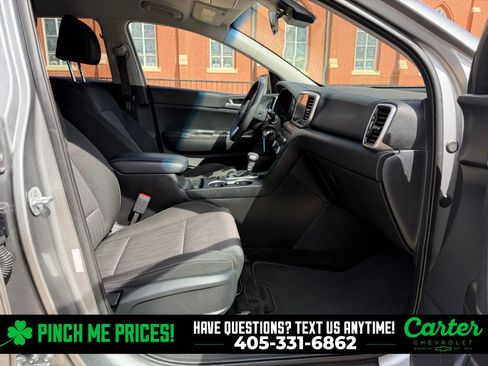 Used 2021 Kia Sportage LX image 29