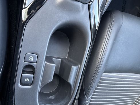 Used 2023 Toyota Corolla XSE FWD image 33