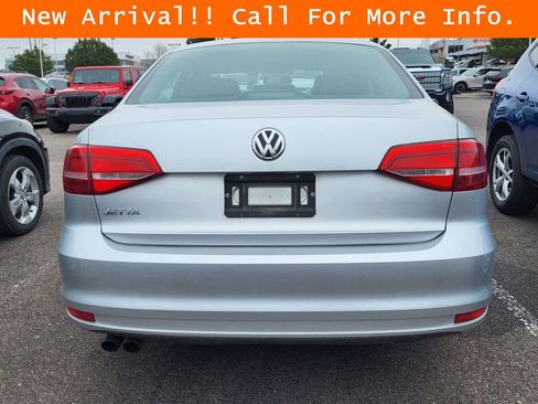 Used 2015 Volkswagen Jetta S image 6