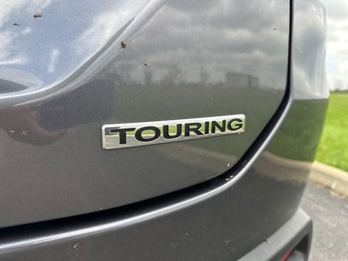 Used 2025 Honda Pilot Touring image 8