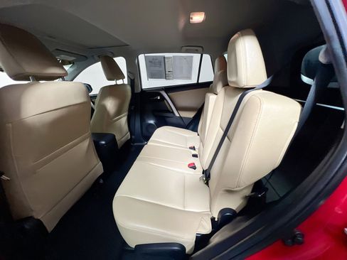 Used 2015 Toyota RAV4 Limited w/ Outdoor Package image 29