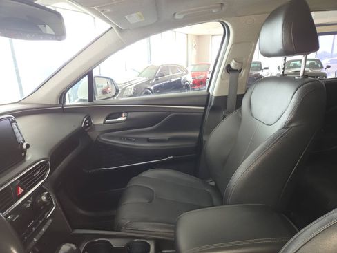 Used 2019 Hyundai Santa Fe AWD image 16