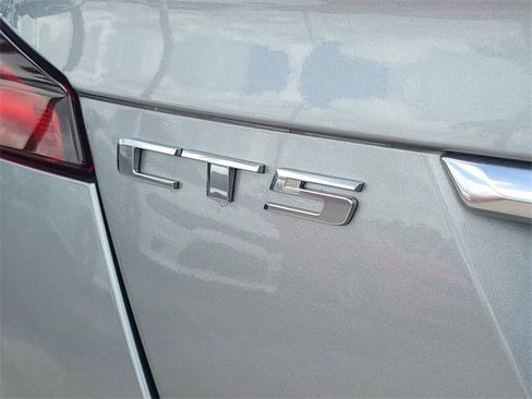 Used 2023 Cadillac CT5 Luxury image 9