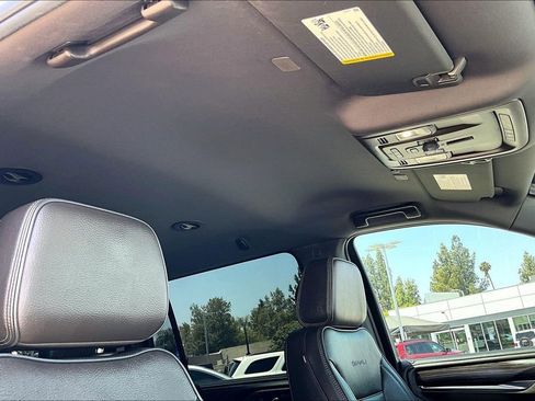 Used 2022 GMC Yukon XL Denali w/ Max Trailering Package AWD/4WD image 14
