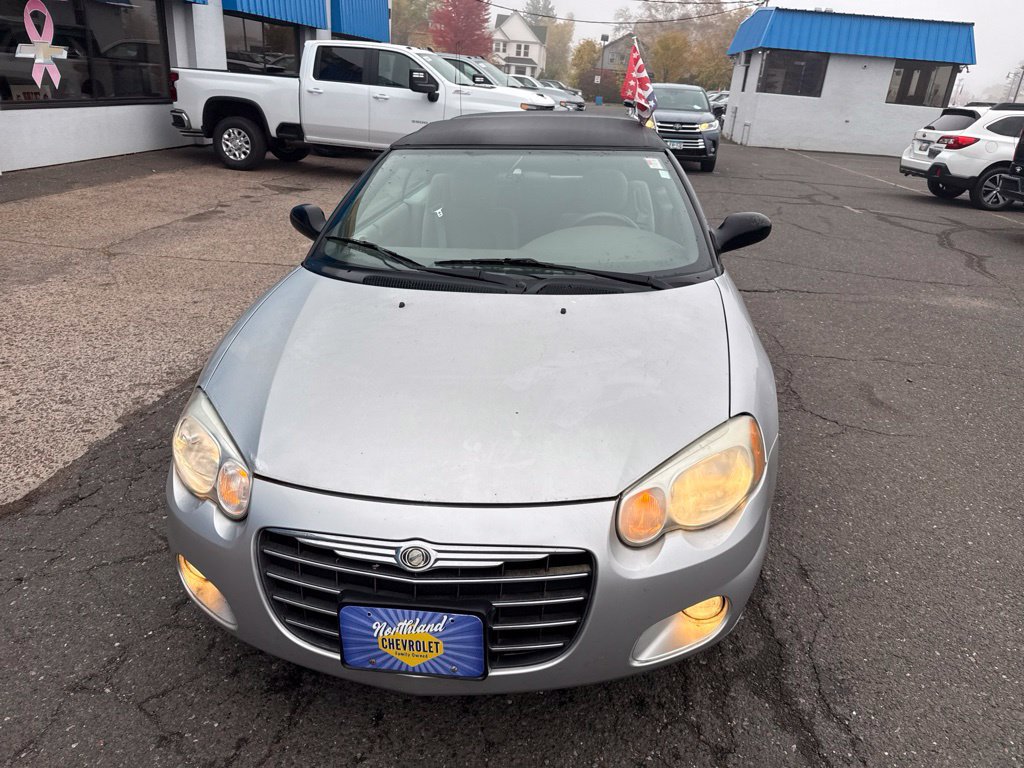 Used 2006 Chrysler Sebring Touring FWD image 4