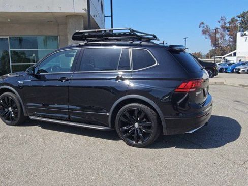 Used 2021 Volkswagen Tiguan SE R-Line FWD image 6
