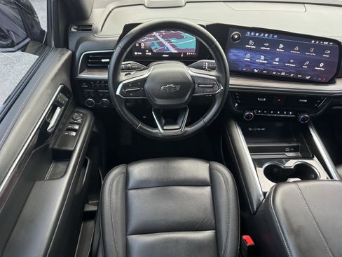 Used 2025 Chevrolet Tahoe Z71 AWD/4WD image 14