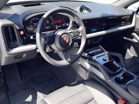 New 2026 Porsche Cayenne AWD/4WD image 4