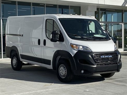 New 2024 RAM ProMaster 1500 w/ Premium Convenience Group image 5