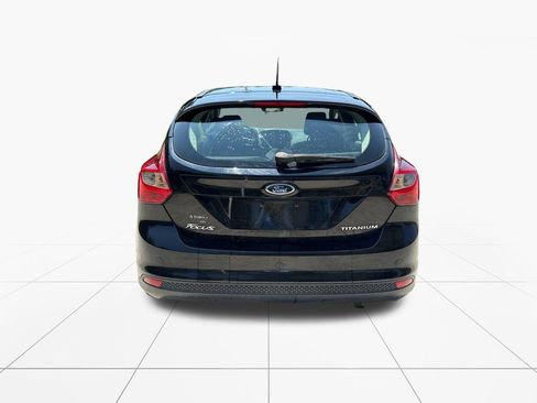 Used 2012 Ford Focus Titanium FWD image 7