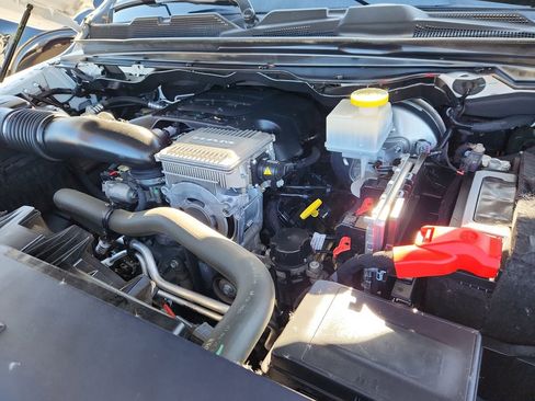 Used 2021 RAM 1500 Laramie image 16