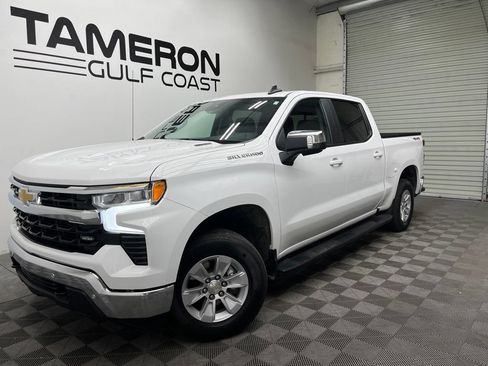Used 2025 Chevrolet Silverado 1500 LT w/ Safety Package AWD/4WD image 2