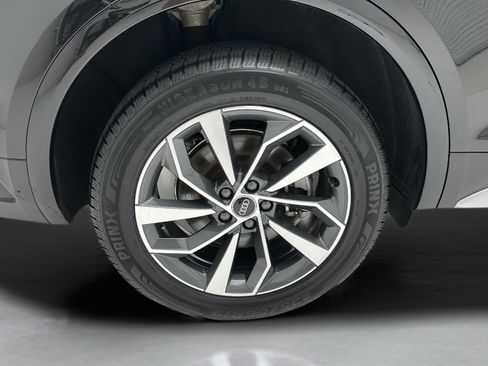 Used 2024 Audi Q5 2.0T Premium Plus AWD/4WD image 8