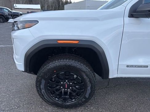 New 2026 GMC Canyon Elevation AWD/4WD image 9