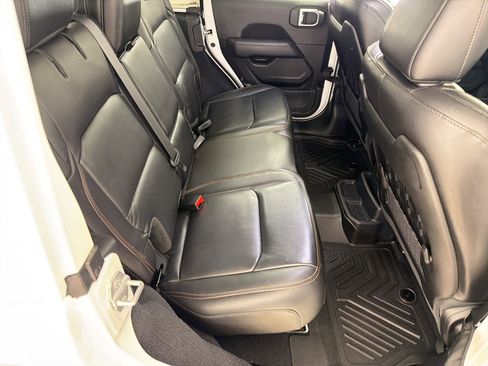 Used 2021 Jeep Wrangler Unlimited Rubicon w/ Trailer Tow Package image 27