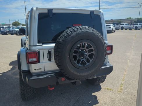 Used 2023 Jeep Wrangler Unlimited Rubicon w/ Xtreme 35 Tire Package AWD/4WD image 5