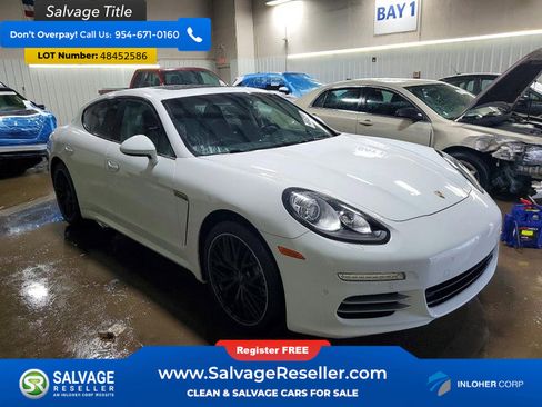 Used 2014 Porsche Panamera 4 image 5