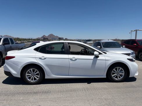 Used 2026 Toyota Camry LE FWD image 3
