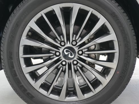 Used 2023 INFINITI QX80 Sensory w/ Cargo Package AWD/4WD image 36