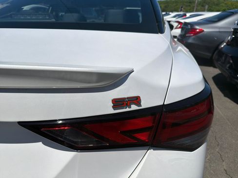 Used 2024 Nissan Sentra SR FWD image 8