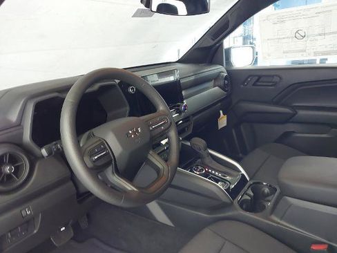 New 2026 Chevrolet Colorado Trail Boss AWD/4WD image 2