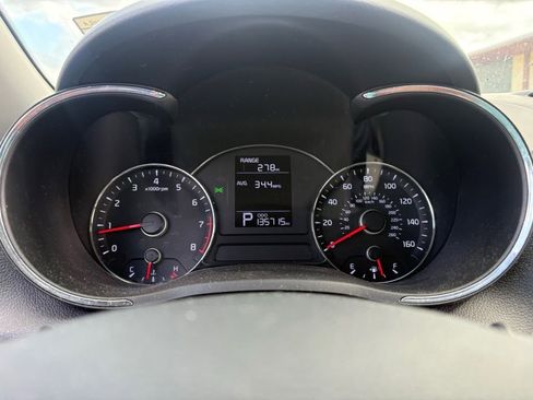 Used 2016 Kia Forte LX FWD image 19