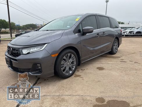 Used 2026 Honda Odyssey Touring image 3